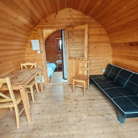 Campsite Broomfields Glamping Pods *